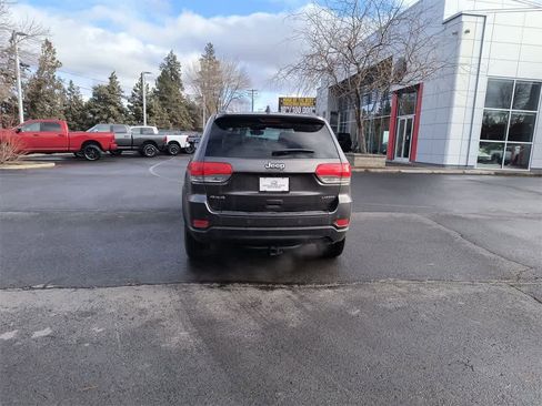 Used 2017 Jeep Grand Cherokee Laredo w/ Quick Order Package 23E image 13