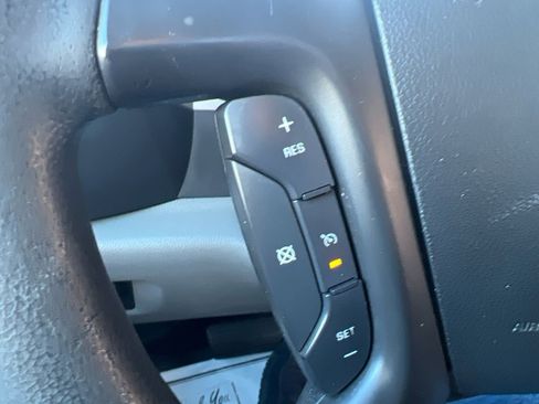 Used 2011 GMC Sierra 2500 W/T image 16