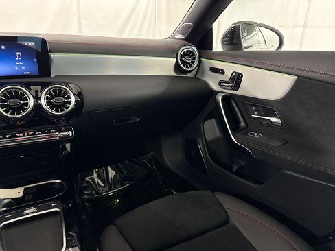 Certified 2024 Mercedes-Benz CLA 250 image 30