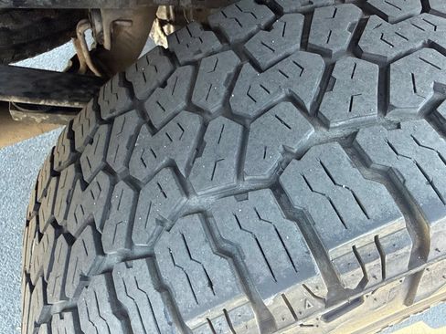 Used 2021 Ford F150 XL w/ STX Appearance Package RWD image 5