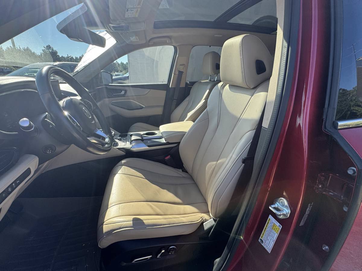 Used 2023 Acura MDX w/ Technology Package FWD image 7