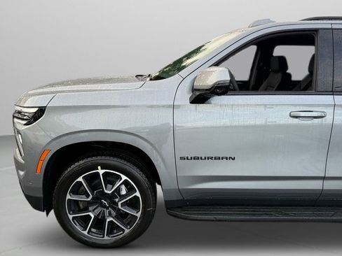 New 2026 Chevrolet Suburban RST image 19
