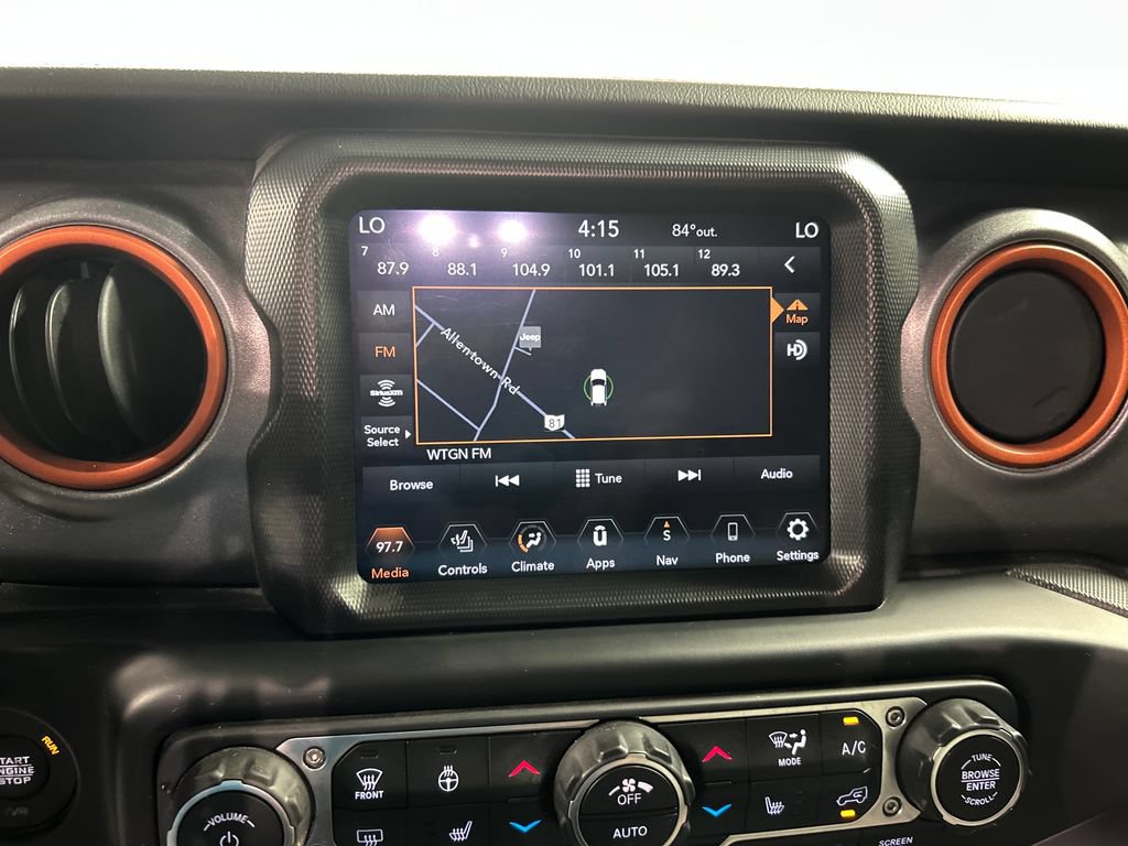 Used 2023 Jeep Gladiator Mojave w/ Cold Weather Group AWD/4WD image 17