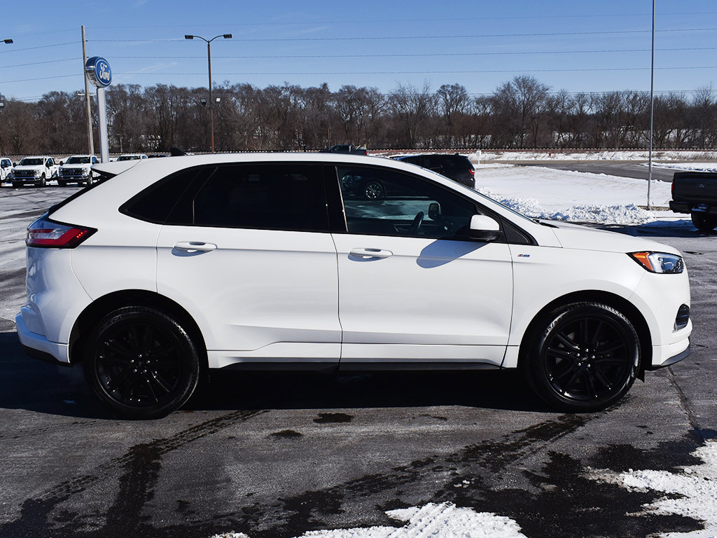 Used 2023 Ford Edge ST-Line AWD/4WD image 14