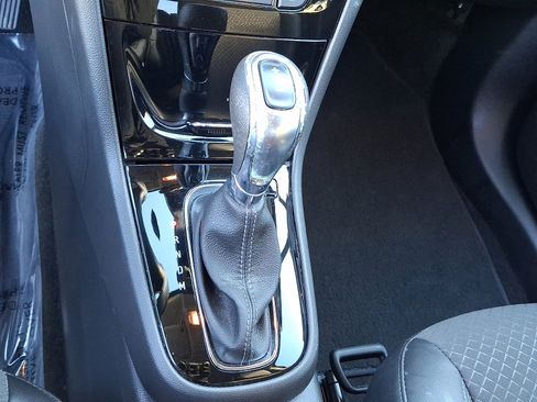 Used 2019 Buick Encore Preferred image 16