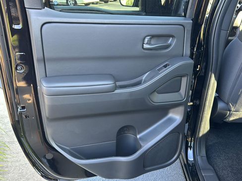New 2026 Nissan Frontier SV w/ SV Convenience Package image 15