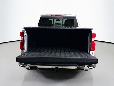 Used 2020 Chevrolet Silverado 1500 LTZ image 28
