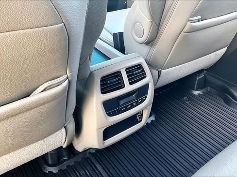 Used 2020 Honda Pilot EX-L image 10