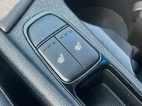 Used 2019 Kia Niro EX FWD image 19