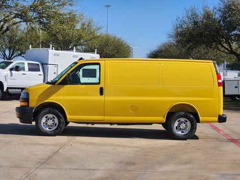 New 2025 Chevrolet Express 2500 image 11