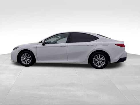 Certified 2025 Toyota Camry LE w/ Convenience Package FWD image 7