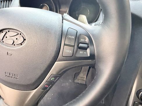 Used 2015 Hyundai Genesis 3.8 image 15