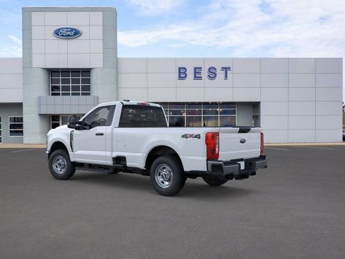 New 2026 Ford F250 XL w/ XL Chrome Package image 4