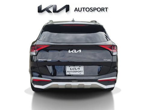 Certified 2025 Kia Sportage SX FWD image 9