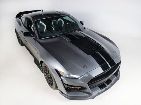 Used 2022 Ford Mustang Shelby GT500 w/ Technology Package image 30