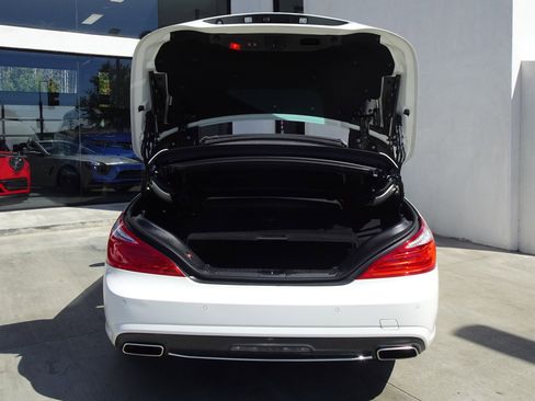 Used 2016 Mercedes-Benz SL 400 image 7