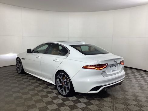 Used 2020 Jaguar XE R-Dynamic S image 4