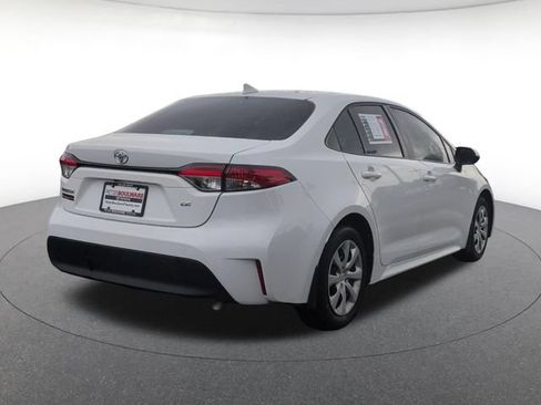 Used 2025 Toyota Corolla LE FWD image 6