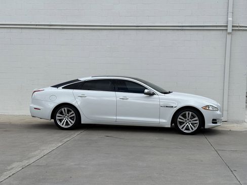 Used 2012 Jaguar XJ L RWD image 4