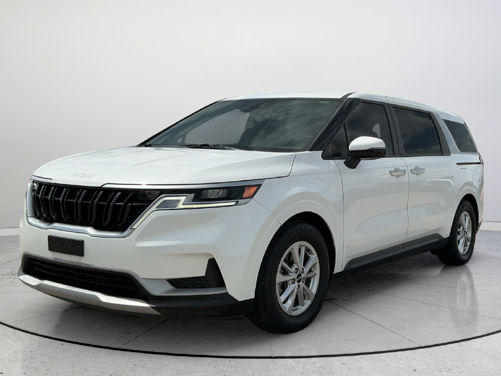 Used 2022 Kia Carnival LX FWD image 3