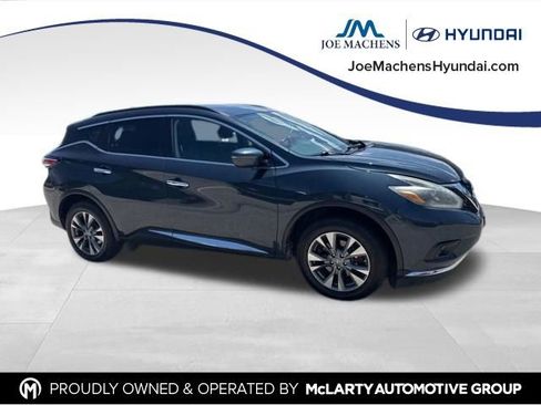 Used 2018 Nissan Murano SV FWD image 3