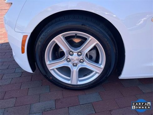 Used 2023 Chevrolet Camaro LT image 10