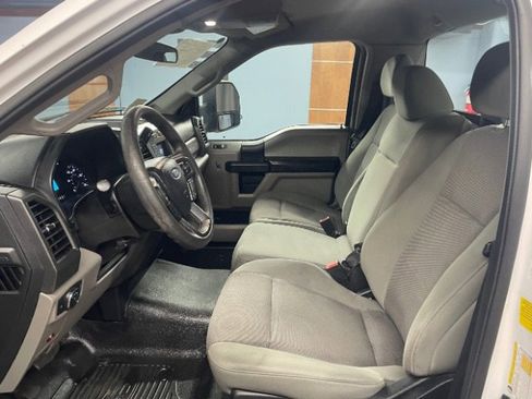 Used 2020 Ford F250 XL w/ Power Equipment Group image 9