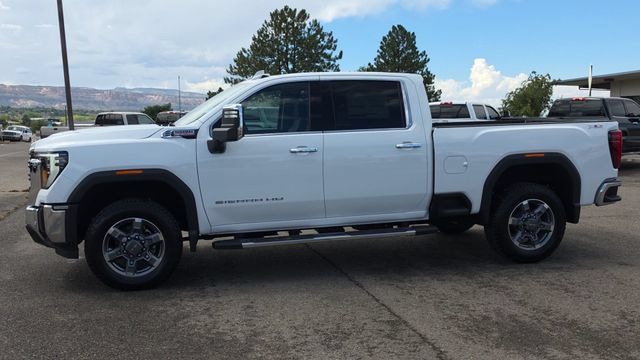 New 2026 GMC Sierra 3500 SLT w/ SLT Premium Package AWD/4WD image 6