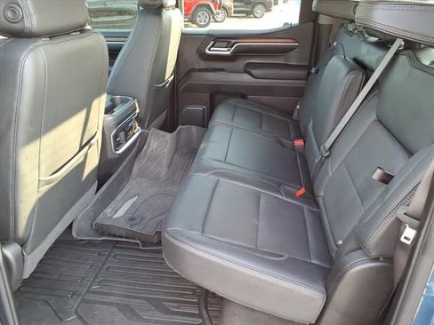 Used 2025 GMC Sierra 1500 Denali w/ Denali Reserve Package AWD/4WD image 7