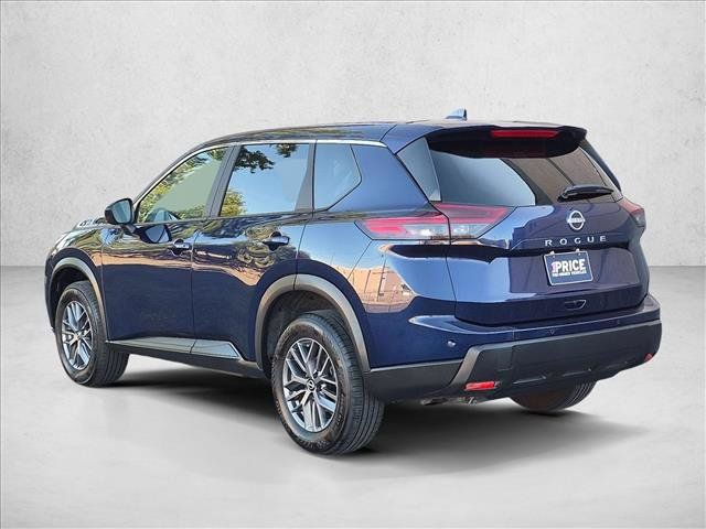 Used 2026 Nissan Rogue SV FWD image 8