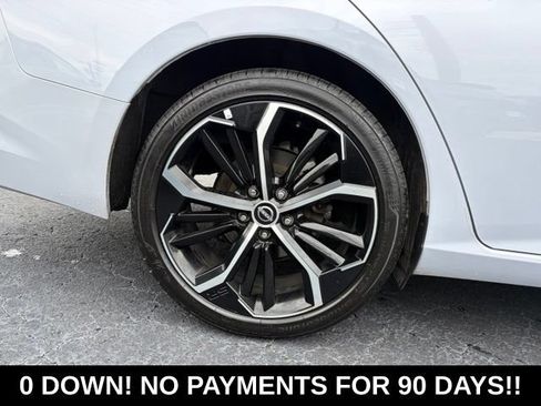 Used 2025 Nissan Altima 2.5 SR FWD image 7