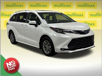 Used 2024 Toyota Sienna XLE
