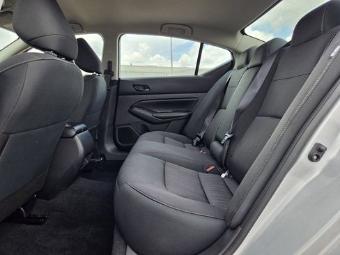 Used 2024 Nissan Altima 2.5 SV FWD image 29