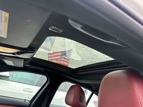 Used 2023 BMW 330i xDrive Sedan w/ Premium Package image 20