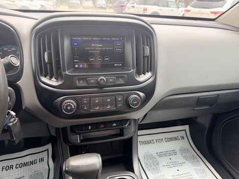 Used 2021 Chevrolet Colorado W/T RWD image 11