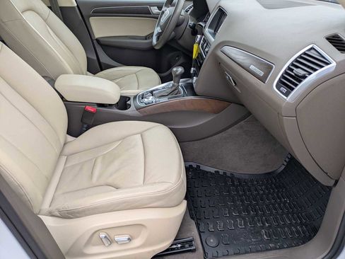 Used 2017 Audi Q5 2.0T Premium image 22