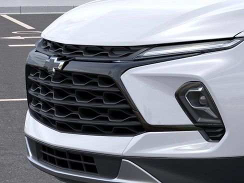 New 2026 Chevrolet Blazer LT w/ Convenience Package FWD image 13
