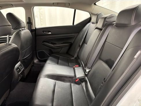 Used 2024 Nissan Altima 2.5 SL AWD/4WD image 26