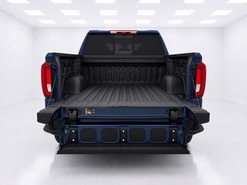 Used 2023 GMC Sierra 1500 Denali w/ Denali Reserve Package AWD/4WD image 12