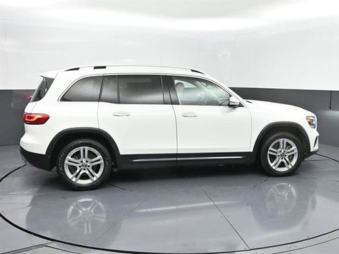 Used 2023 Mercedes-Benz GLB 250 image 23