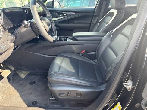 Used 2024 Chevrolet Blazer EV LT AWD/4WD image 27