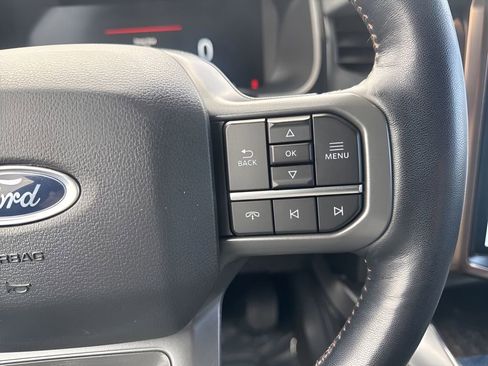 Used 2022 Ford F150 Lightning Lariat w/ Equipment Group 511A High image 18