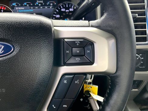 Used 2017 Ford F250 Lariat w/ Chrome Package AWD/4WD image 24