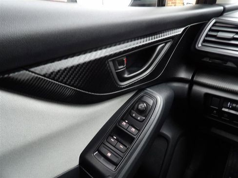 Used 2020 Subaru Crosstrek 2.0i image 22