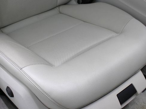 Used 2014 Mercedes-Benz E 350 Sedan w/ Premium 1 Package image 48