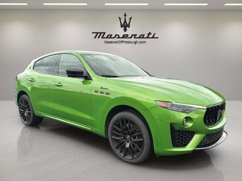 Used 2023 Maserati Levante Modena image 3