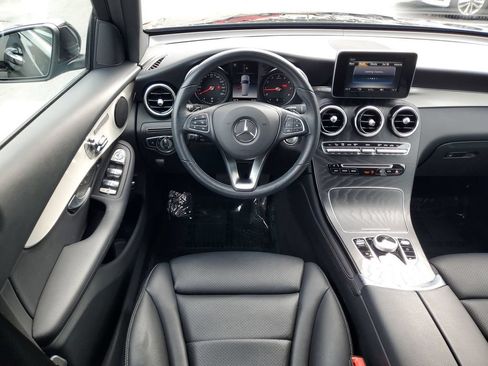 Certified 2019 Mercedes-Benz GLC 300 image 3