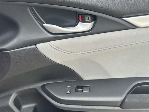 Used 2020 Honda Civic EX image 14