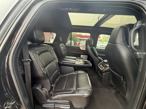 Used 2021 Lincoln Navigator L Reserve AWD/4WD image 26