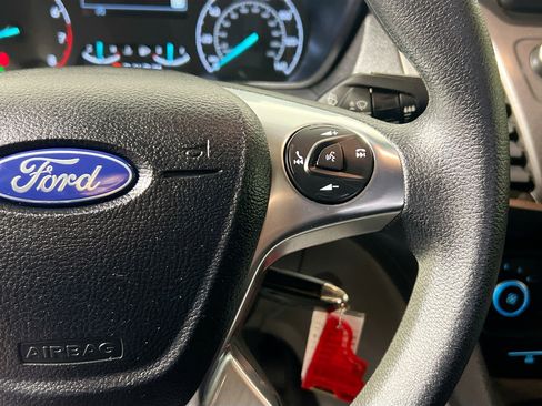 Used 2023 Ford Transit Connect XL image 19